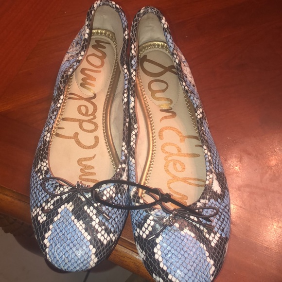 Prwnd Sam Edelman Felicia snake print baby blue black and white combo sz9 - Picture 1 of 11